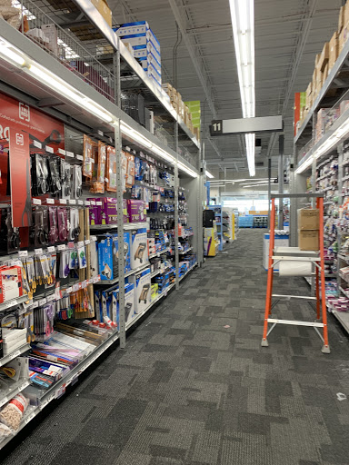 Office Supply Store «Staples», reviews and photos, 1080 Old Country Rd, Westbury, NY 11590, USA