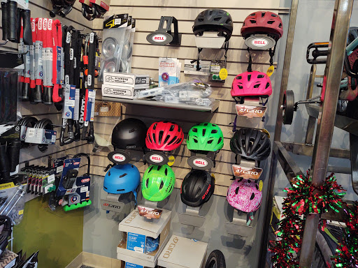 Sporting Goods Store «Evolve Bicycles», reviews and photos, 13 Blake Blvd, Celebration, FL 34747, USA