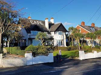 Cairn Bay Lodge