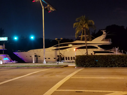 Night Club «LIV», reviews and photos, 4441 Collins Ave, Miami Beach, FL 33140, USA