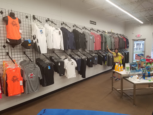 Shoe Store «Hansons Running Shop», reviews and photos, 3407 S Rochester Rd, Royal Oak, MI 48073, USA