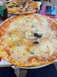 Pizza du Restaurant italien Pizza Plage L'AYGUADE Pizzéria au Feu de bois à Hyères - n°13