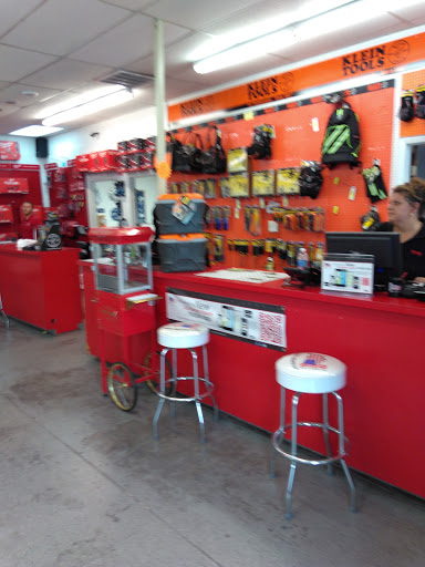 Electrical Supply Store «City Electric Supply Brandon FL», reviews and photos, 210 Buckingham Pl, Brandon, FL 33511, USA