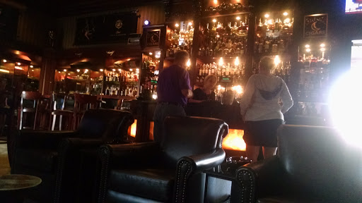 Tobacco Shop «Angry Moon Cigar Bar», reviews and photos, 2401 PGA Boulevard, Palm Beach Gardens, FL 33410, USA