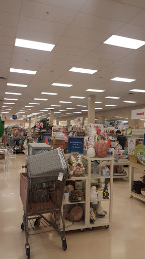 Department Store «Marshalls & HomeGoods», reviews and photos, 1120 Lake Woodlands Dr, The Woodlands, TX 77380, USA