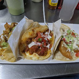 Mariscos El Mazateño