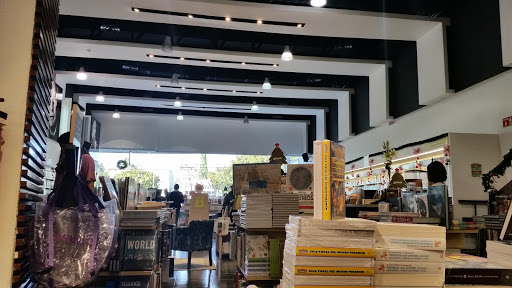 Tiendas de libros en León
