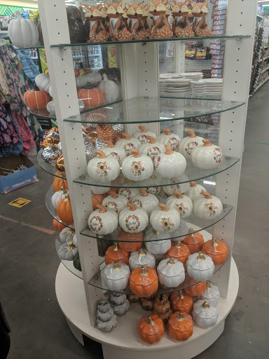 Shopping Mall «Route 6 Mall», reviews and photos, 650 Old Willow Ave, Honesdale, PA 18431, USA