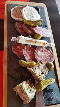 Charcuterie du Restaurant Le Resto du Paty / Les Maisons du Paty (Gîtes) à Arles - n°3