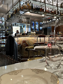 Atmosphère du Restaurant français Abstinence - Restaurant & Bar à Vin Vinyle à Paris - n°16