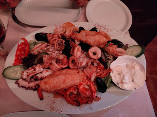 Mythos Family Restaurant - Περιστέρι