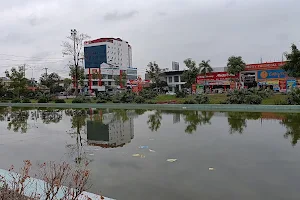 Quảng trường Lương Văn Nắm image