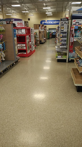 Pet Supply Store «PetSmart», reviews and photos, 144 Retail Commons Pkwy, Martinsburg, WV 25403, USA