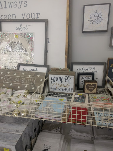 Discount Store «Discount Fashion Warehouse Kettering», reviews and photos, 2836 Wilmington Pike, Kettering, OH 45419, USA