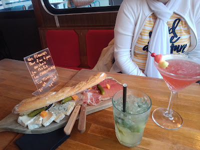 Le Saint L'eau - Bar à Huîtres à Saint-Lô