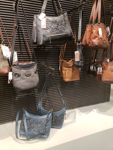 Shoe Store «DSW Designer Shoe Warehouse», reviews and photos, 10401 State St, Sandy, UT 84070, USA