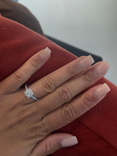 Elegant Nails - Locations from All Over the World