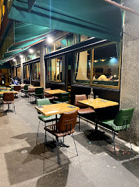 Atmosphère du Restaurant halal Tomahawk Restaurant à Courbevoie - n°4
