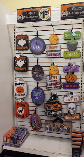 Dollar Store «Dollar Tree», reviews and photos, 2241 Citrus Blvd #107, Leesburg, FL 34748, USA