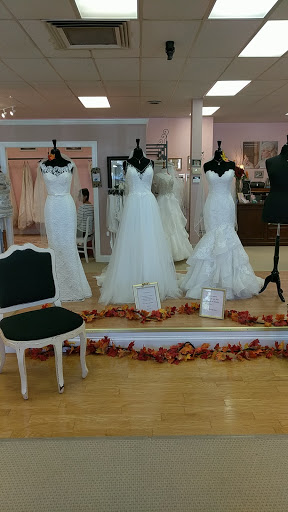 Bridal Shop «Bliss Bridal Consignment Boutique», reviews and photos, 2033 Huguenot Rd, Richmond, VA 23235, USA