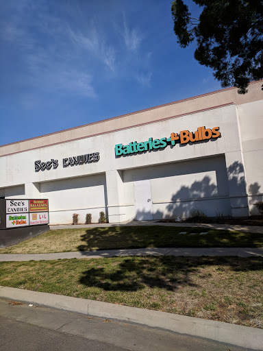 Car Battery Store «Batteries Plus Bulbs», reviews and photos, 3312 W Shaw Ave, Fresno, CA 93711, USA