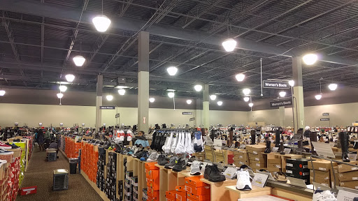Shoe Store «DSW Designer Shoe Warehouse», reviews and photos, 9051 Snowden Square Dr, Columbia, MD 21045, USA