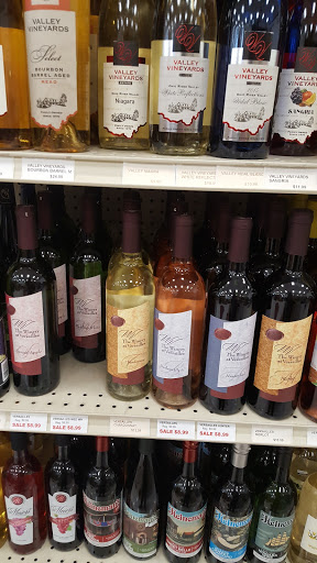 Wine Store «Arrow Wine & Spirits», reviews and photos, 615 Lyons Rd, Dayton, OH 45459, USA