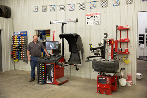 Auto Repair Shop «Auto Tech Inc», reviews and photos, 2015 20th Ave SE, Dyersville, IA 52040, USA