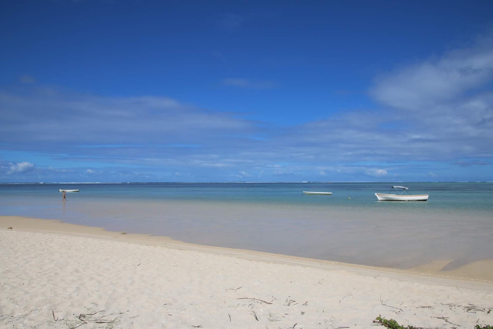 Zdjęcie La Prairie Beach - popularne miejsce wśród znawców relaksu