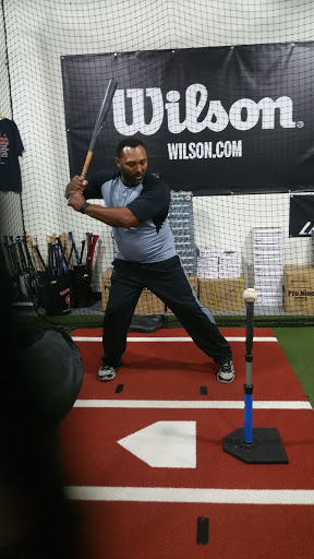 Sportswear Store «Between The Lines», reviews and photos, 13802 N Scottsdale Rd #127, Scottsdale, AZ 85254, USA