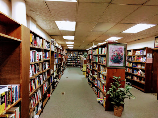 Book Store «Village Bookshop», reviews and photos, 2424 W Dublin Granville Rd, Columbus, OH 43235, USA