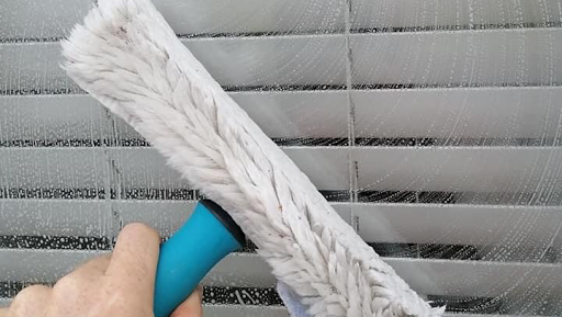 DF window cleaning