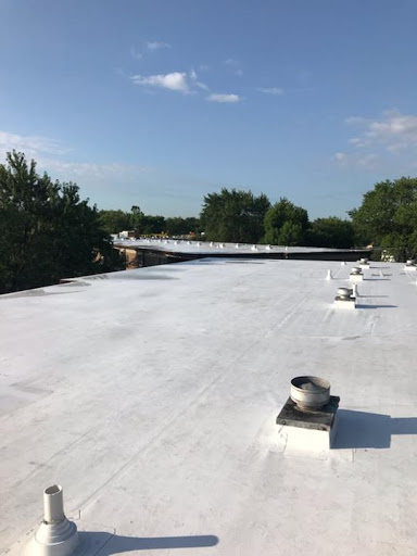 Singles Roofing & Construction Co in Elgin, Illinois