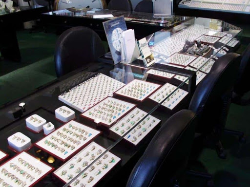 Jewelry Store «Emerald City Jewelers», reviews and photos, 7611 Brookpark Rd, Cleveland, OH 44129, USA