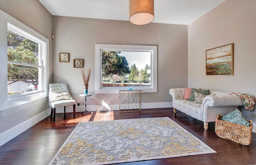 Styling Life Staging image
