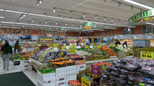 Supermarket «Fruit Tree Farm», reviews and photos, 1500 Sunrise Hwy, Copiague, NY 11726, USA