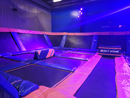 Amusement Center «Sky Zone Trampoline Park», reviews and photos, 70 Pawtucket Ave, Rumford, RI 02916, USA