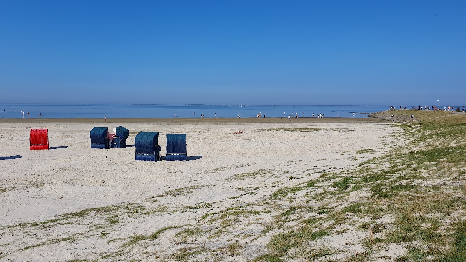 Foto van Bensersiel Beach voorzieningenruimte