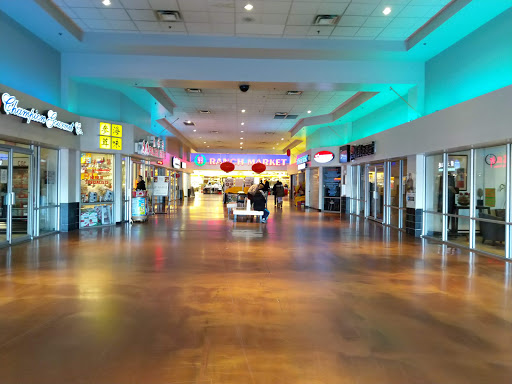 Shopping Mall «Great Wall Shopping Mall», reviews and photos, 18230 E Valley Hwy, Kent, WA 98032, USA