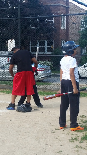 Park «Mayfair Park», reviews and photos, 4550 W Sunnyside Ave, Chicago, IL 60630, USA