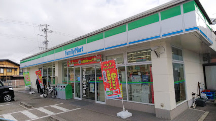 ファミリーマート 高山桐生町店