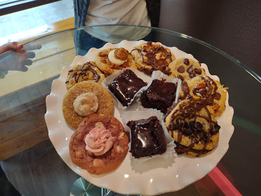 Wedding Bakery «Sweet Doctors», reviews and photos, 140 University Town Center Dr, Sarasota, FL 34243, USA