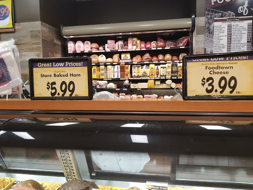 Grocery Store «Super Foodtown of Bedford Stuyvesant», reviews and photos, 1420 Fulton St, Brooklyn, NY 11216, USA