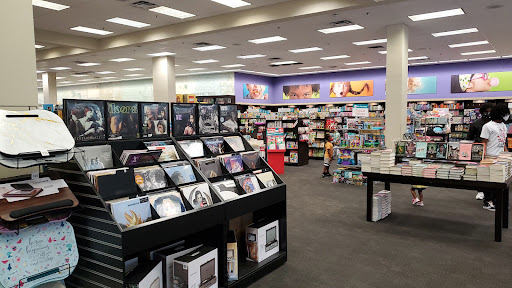 Book Store «Books-A-Million», reviews and photos, 839 Brandon Town Center Dr, Brandon, FL 33511, USA