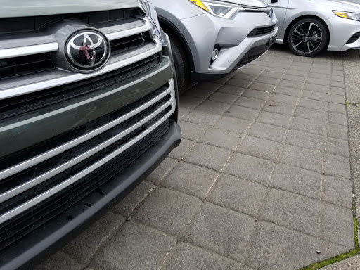 Toyota Dealer «Freeman Toyota», reviews and photos, 2875 Corby Ave, Santa Rosa, CA 95407, USA