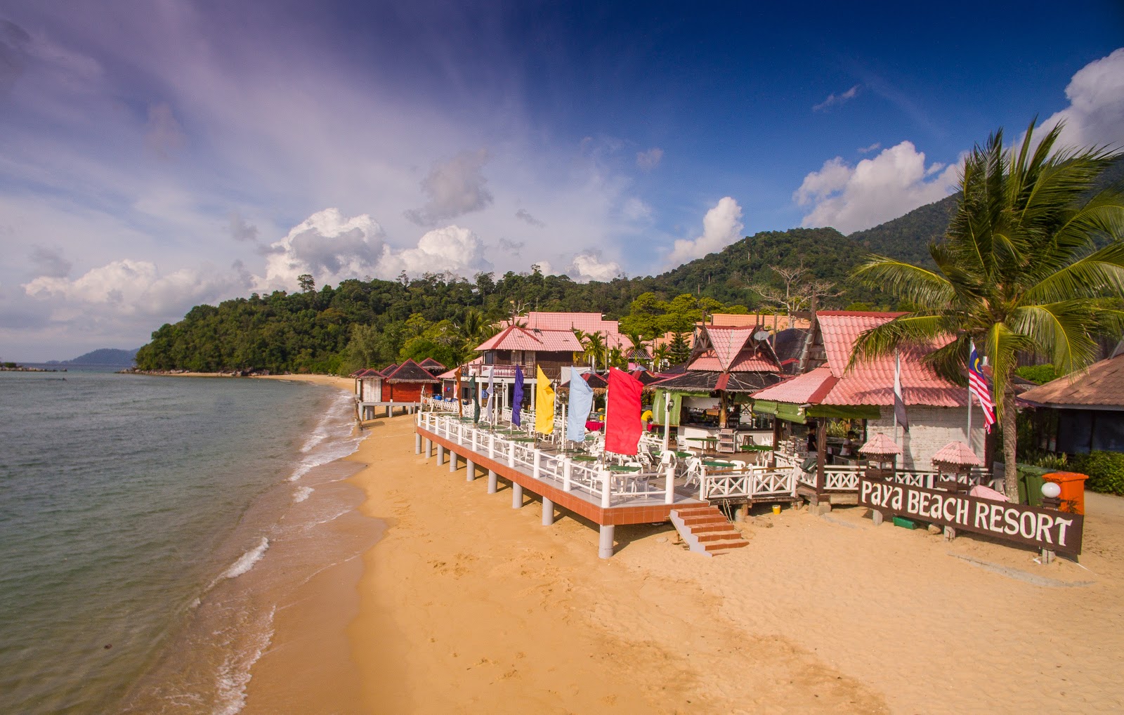 Foto de Paya Beach com ótimas enseadas