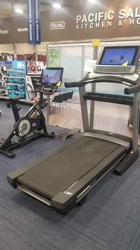 Electronics Store «Best Buy», reviews and photos, 901 S Coast Dr F, Costa Mesa, CA 92626, USA