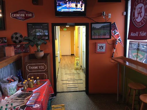 Chicken Wings Restaurant «Wing Cafe», reviews and photos, 7521 Parkway Dr, Leeds, AL 35094, USA