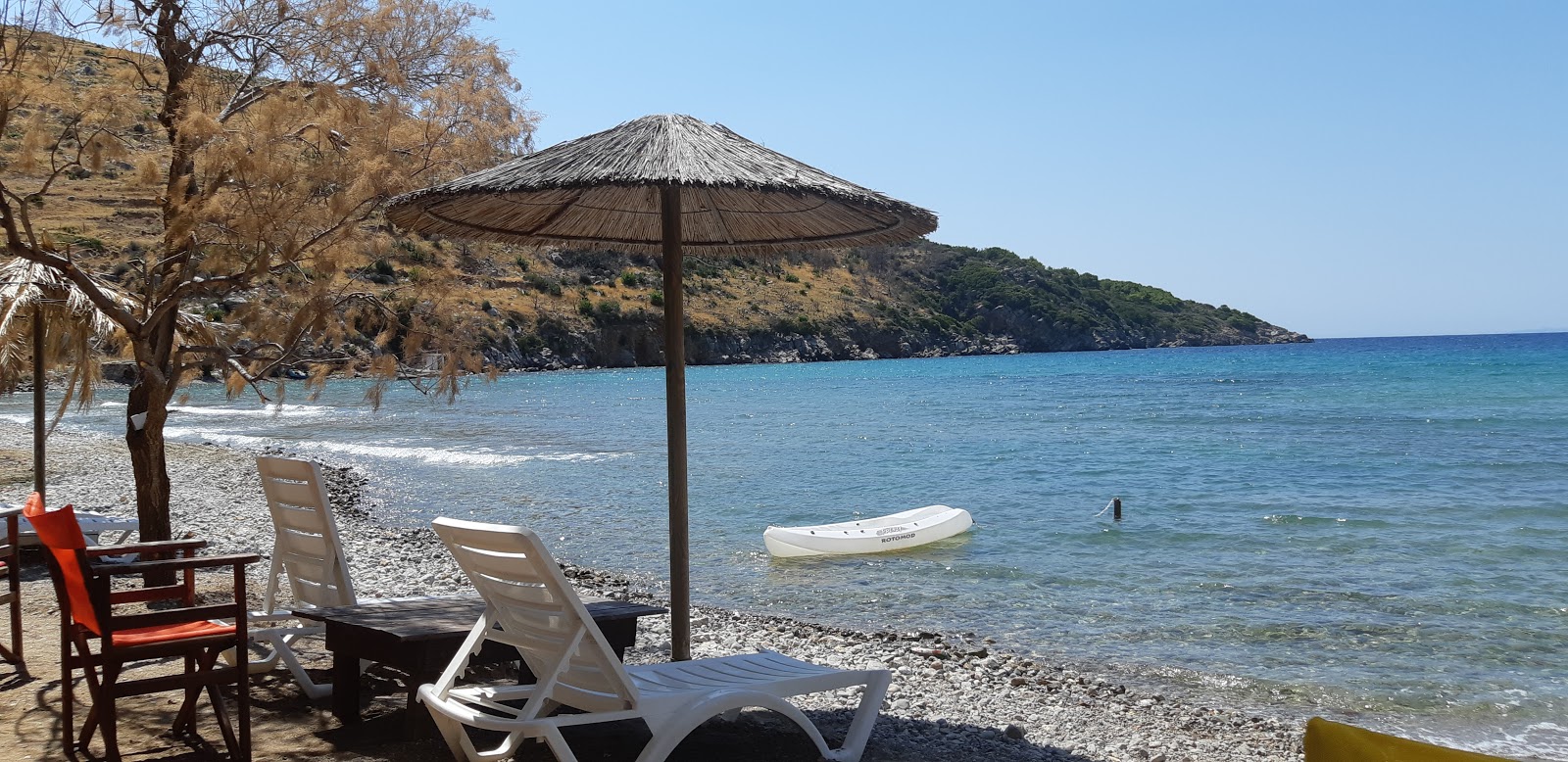 Photo of Paralia Agia Irini with small bay