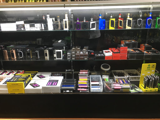 Tobacco Shop «Dab Smoke Shop», reviews and photos, 3444 Santa Rosa Ave, Santa Rosa, CA 95407, USA